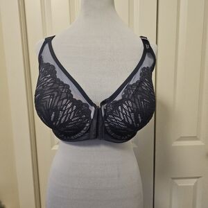 Deesse Bra Demi Cup Underwire Lace NWOT  42 DDD Grey